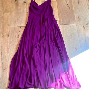 Burgundy Lulus Maxi dress size XL